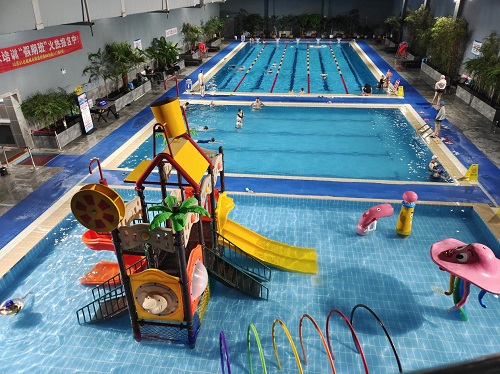 華洲酒店游泳池 華洲酒店游泳池