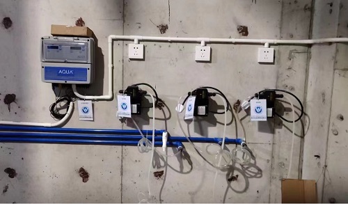 泳池設備之水質檢測儀、投藥泵