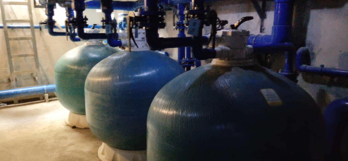 泳池設(shè)備運行中