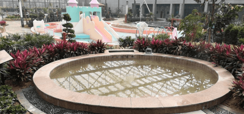 溫泉度假村采用AQUA愛(ài)克泳池設(shè)備